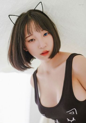 部队里被咬住花蒂吹潮小说
