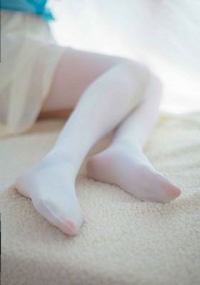 女大学生的按摩