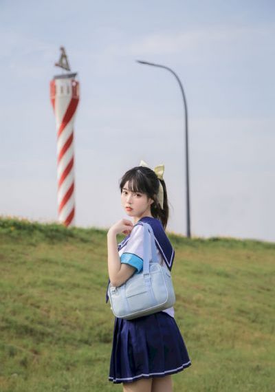 为什么老师在这里第一季第一集