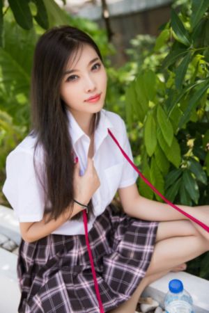 一奴5主在别墅调教
