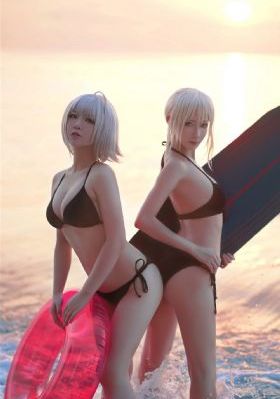 裸体天鹅湖av毛片